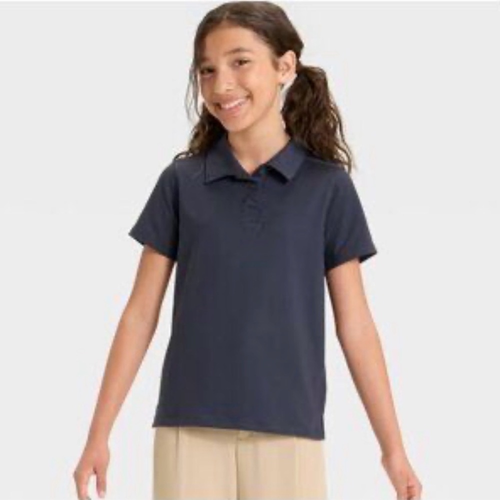 All in Motion Dark Blue Girls Uniform Polo Shirt
Large (10/12)
New with Tags